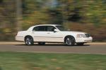 Lincoln Town Car 2003 года